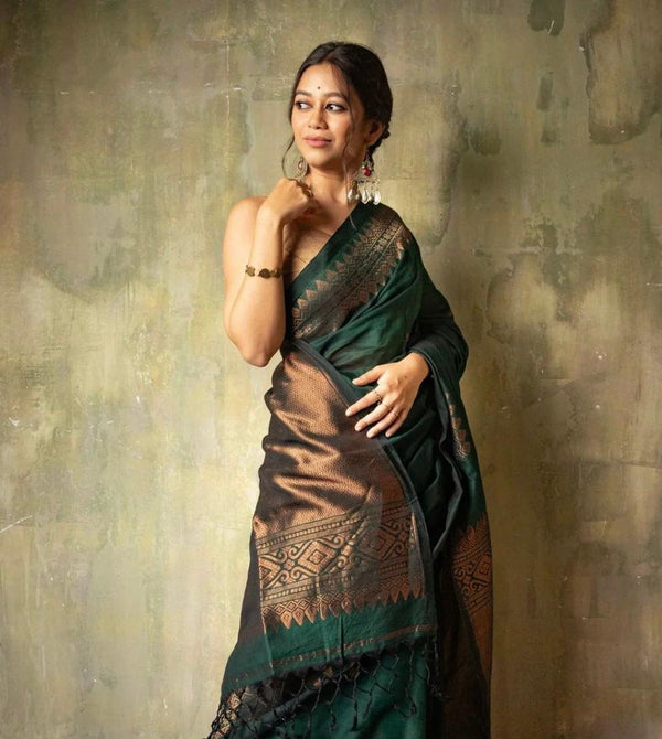 Raven Beauty Kanjivaram Saree