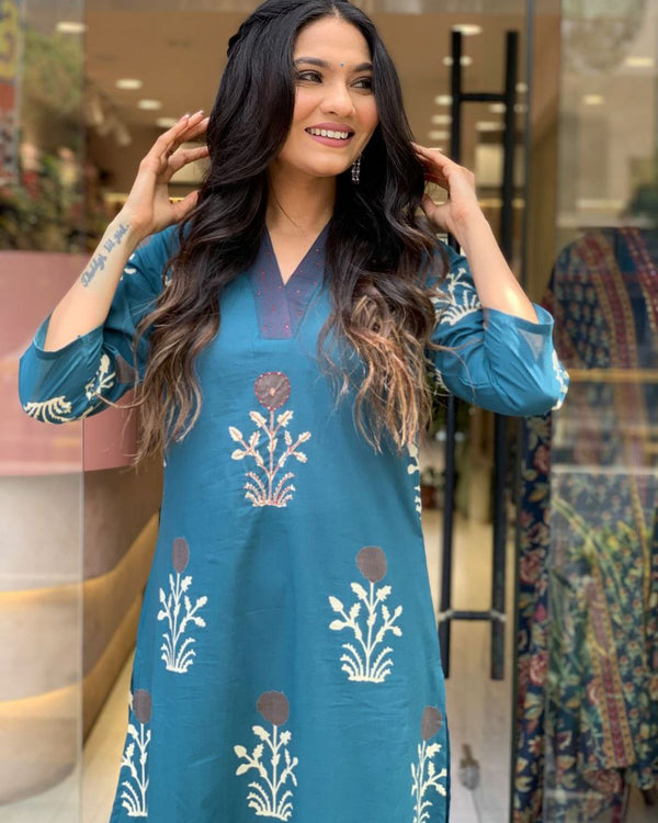 Traditional Teal Kurta with Contemporary Flair