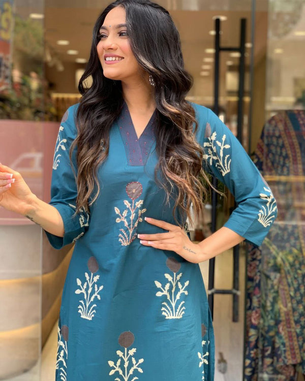 Traditional Teal Kurta with Contemporary Flair